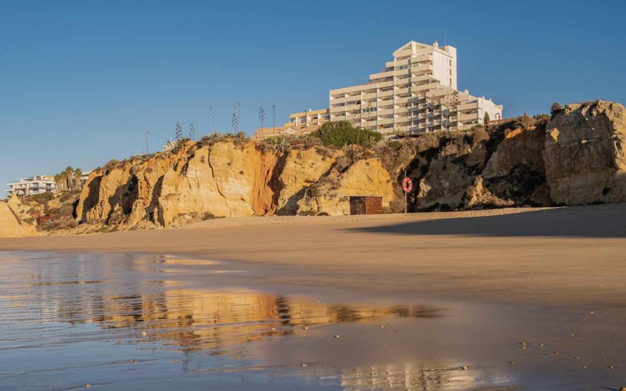 Apartamentos Torre Da Rocha Frente Ao Mar Portimão Exterior photo
